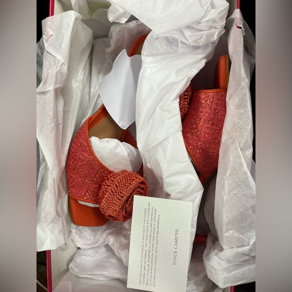Brand New Vince Camuto Faiza Heels Sandals in Peach Pop Size 5.5M - Picture 4 of 5